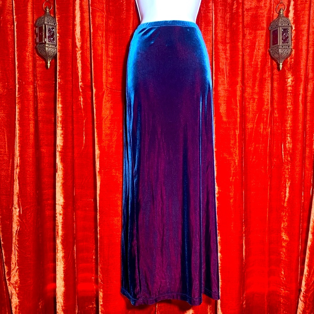 Vintage 1990’s Guess color shift iridescent blue burgundy maxi skirt with slip